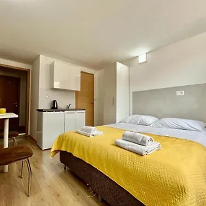 Apartamento Roza, Pula