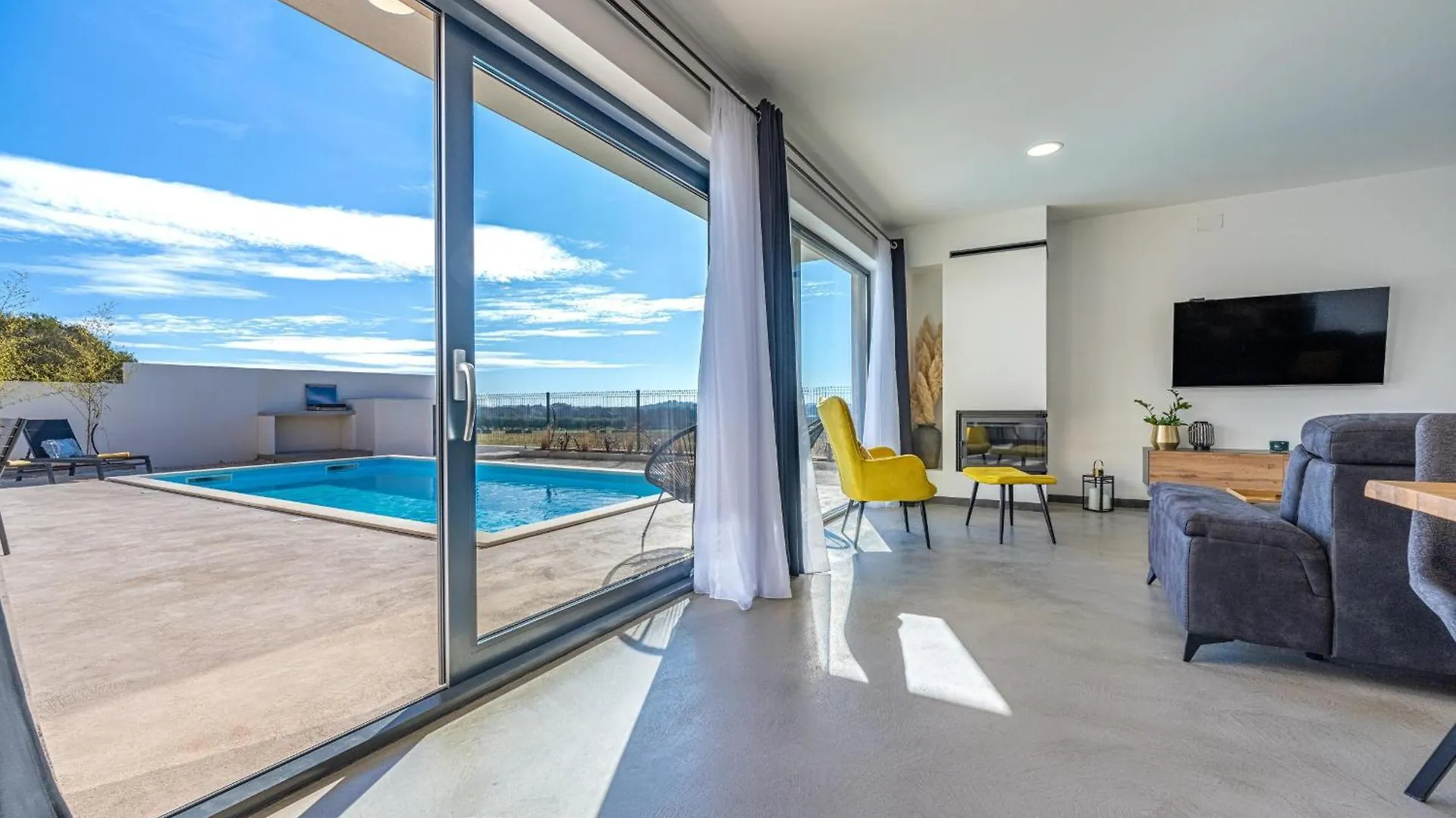 Villa Aura Pola